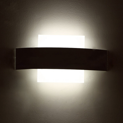 Настенный квадратный светильник с белым светом