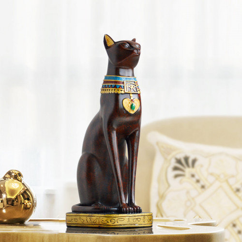 Керамическая бордовая статуэтка в форме кота