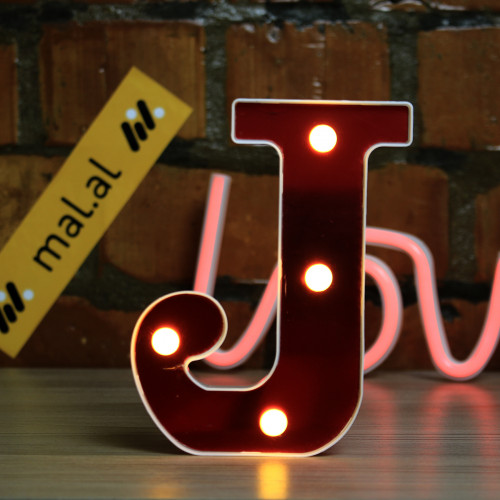 Красная светодиодная буква J