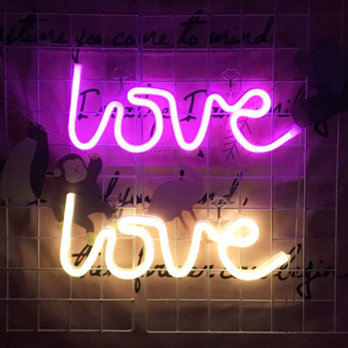 LOVE yazılı yumşaq işıqlı dekorativ neon işıqlı divar lövhəsi