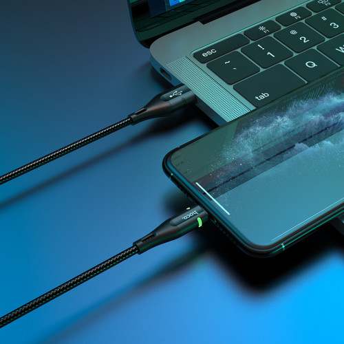 Hoco U93 USB - Lightning / Apple indikatorlu qara rəngli kabel