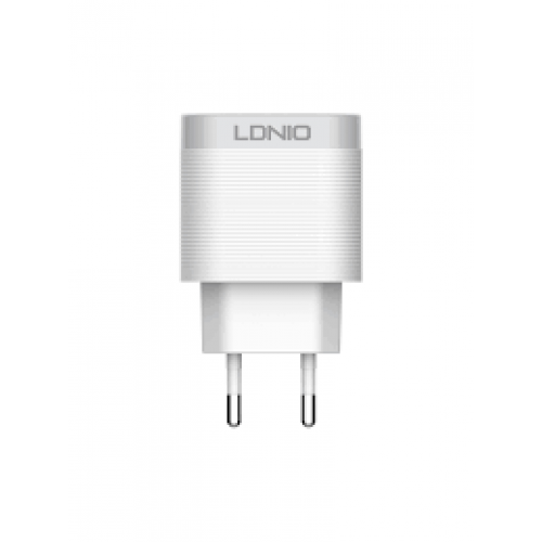 Сетевое зарядное устройство LDNIO Lighting (A303Q)