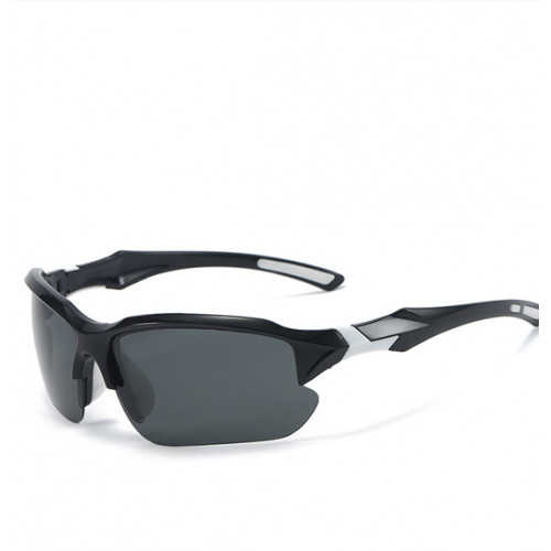 Черно-белые спортивные очки