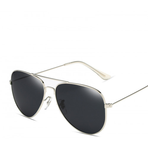 Солнцезащитные очки-авиаторы с серебристой оправой