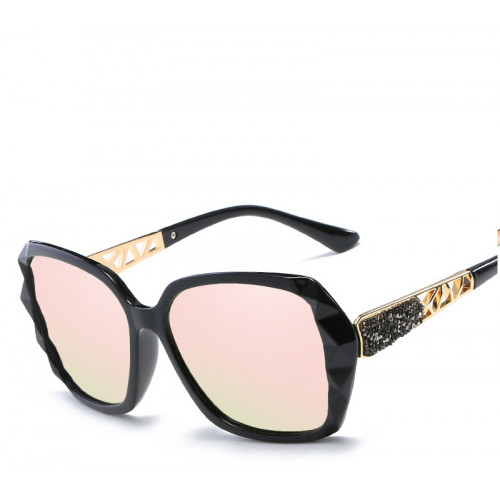 Женские солнцезащитные очки с розовыми линзами